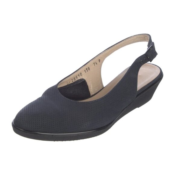 Salvatore Ferragamo Blue Suede Sling Back Pump Women's Sz 7.5B - good pre-owned - Picture 7 of 8